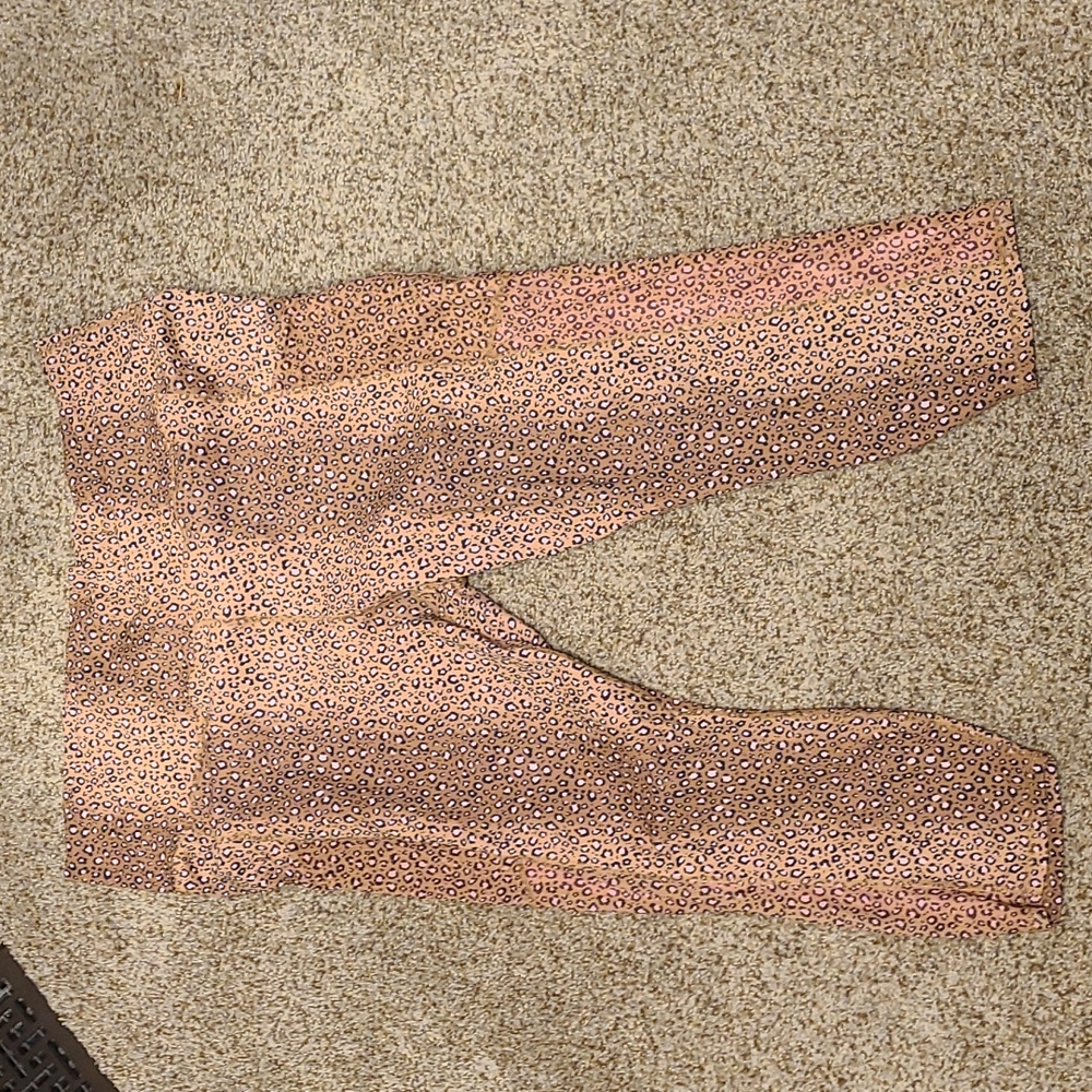 Fabletics Plus On the Go Leopard Leggings